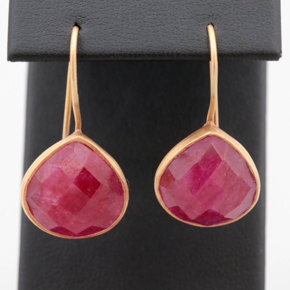 Red Corundum earrings